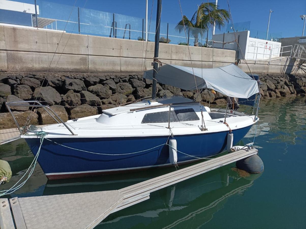 Lanza Boat Hotel na wodzie Arrecife (Lanzarote)
